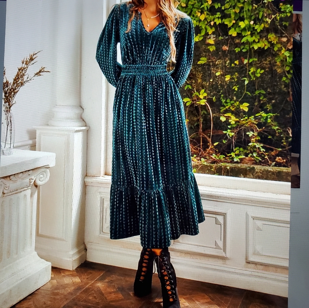 Green textured fit & flare dress